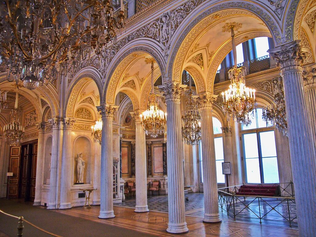 Какое метро зимний дворец. Дворцовая площадь в санкт-петербурге метро. Какое метро зимний дворец. Какое метро зимний дворец. Маршрут прогулки по невскому проспекту.