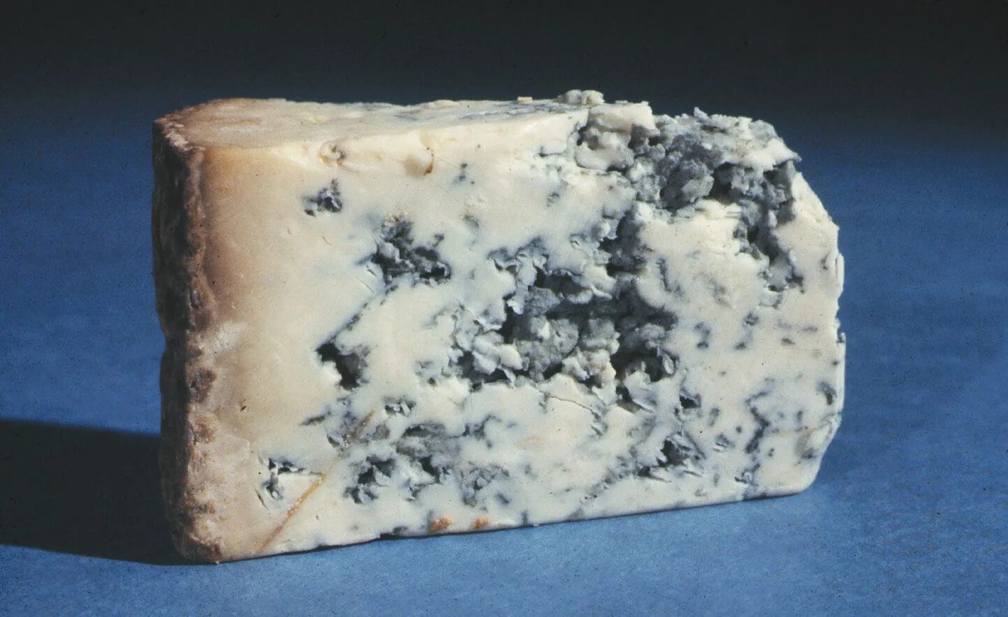 Сыр Blue Cheese. Горгонзола Блю чиз. Сыра Блю чиз,. Голубой сыр. Голубая плесень купить