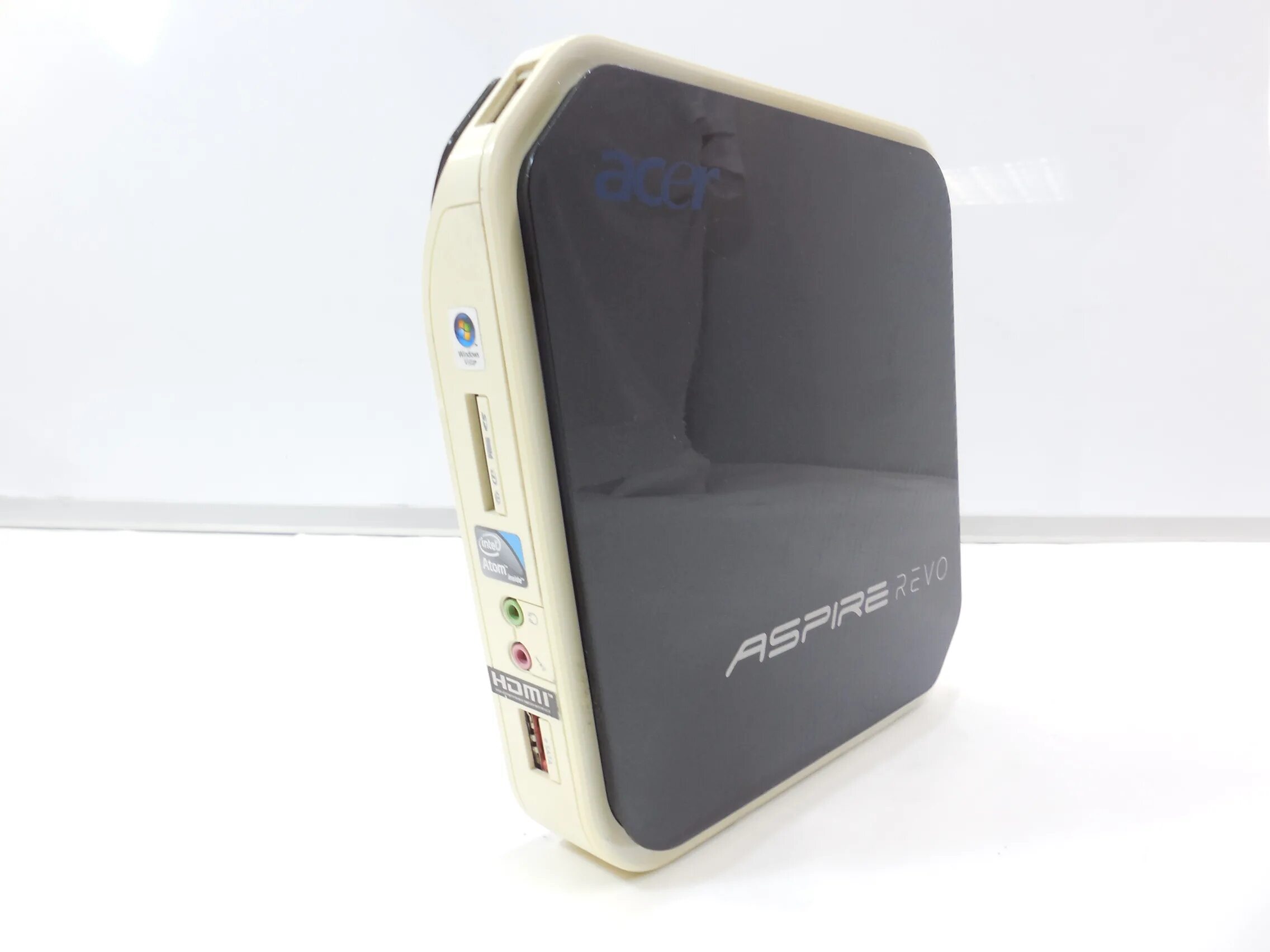 Aspire Revo r3600. Неттоп Acer Aspire Revo r3600. Acer r3600. Aspire Revo r3600 Cooler.