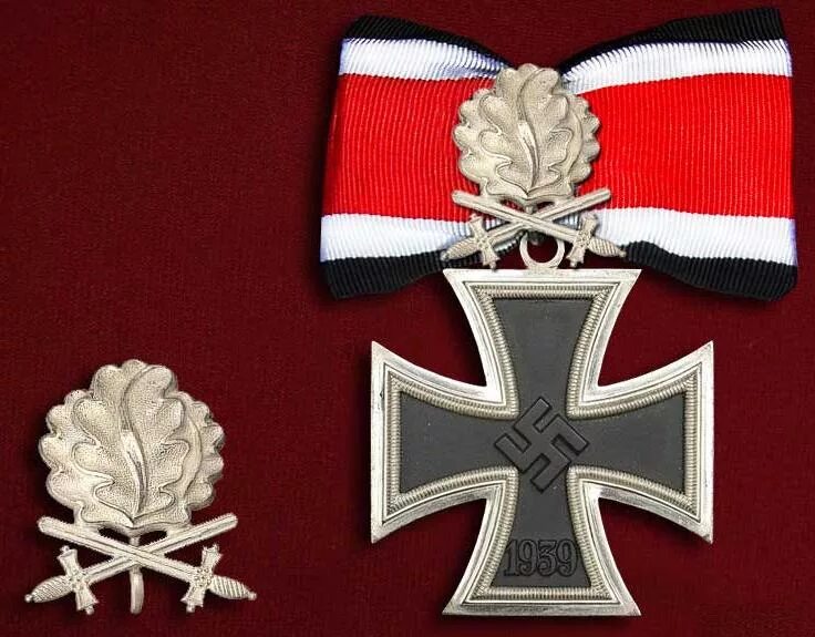 Рыцарский крест железного креста с дубовыми листьями и мечами. Железный крест с дубовыми листьями. Рыцарский крест железного креста с мечами и бриллиантами. Рыцарский крест железного креста с дубовыми листьями и мечами. Железный крест с дубовыми листьями.
