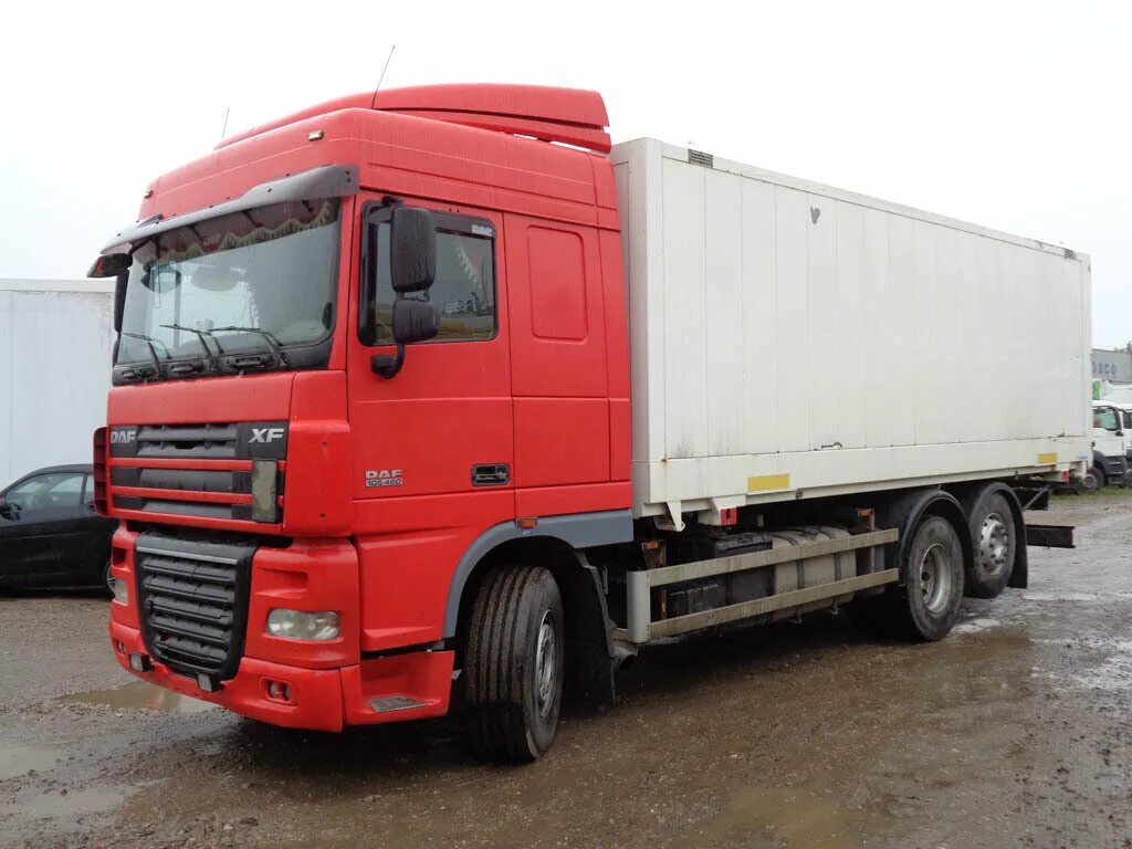 DAF XF 105/460 фургон. DAF XF105.460 2009. DAF XF 105.460 красный. Даф 105 XF одиночка. Куплю даф б у в россии