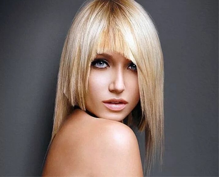 Стрижка сессон каскад. Каре асимметрия с челкой. Асимметрия челка на средние волосы. Ассиметричные женские стрижки. Асимметрия челка на средние волосы.