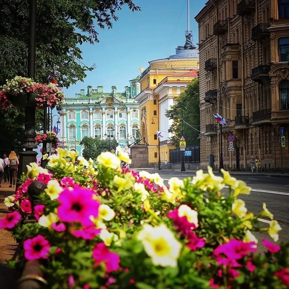 Фото санкт петербурга летом. Санкт-Петербург. Санкт-Петербург летом. Лето в городе. Весенний Петербург.