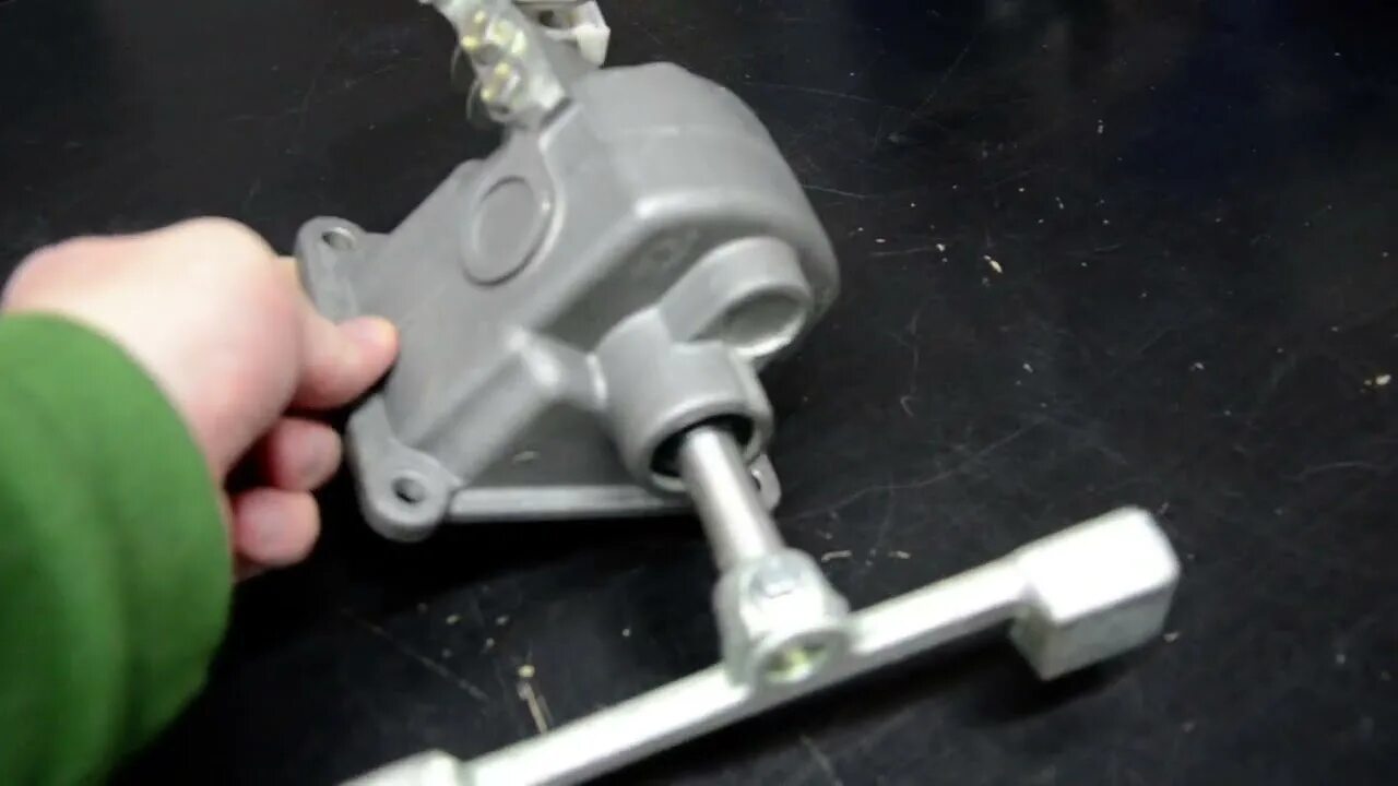 Механизм переключения передач кпп газель некст. Механизм переключения передач кпп газель некст next а31r32-1702208. А31r32. Кулиса газель некст. Кулиса газель некст.