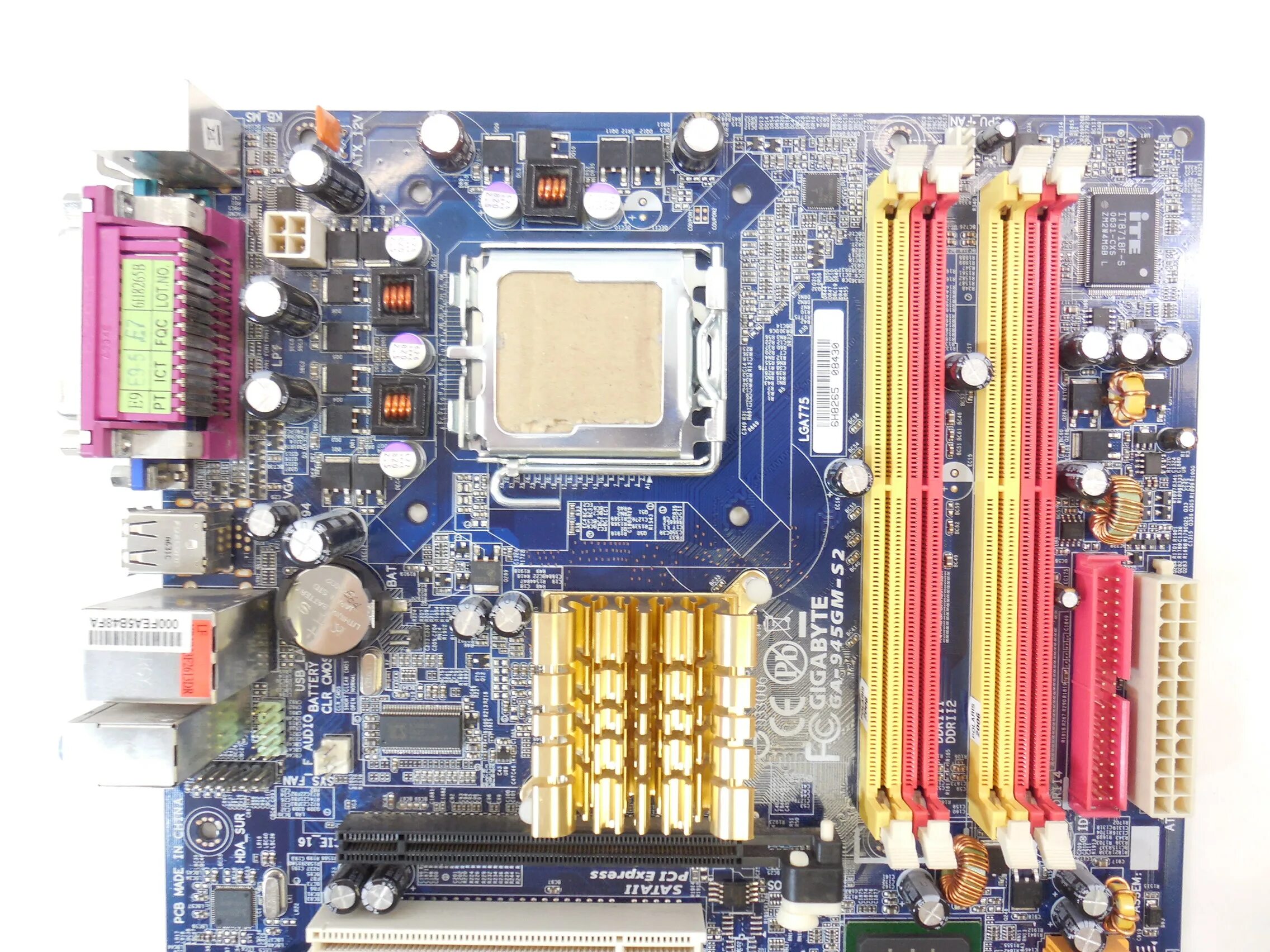 Gigabyte 945gm s2. Ga-945gm-s2 характеристики. Gigabyte 945gm s2. Ga-945gm-s2. Gigabyte 945gm s2.