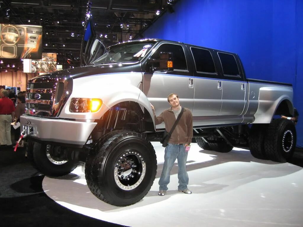 Форд ф 650. Форд f650 джип. Ford f750. Форд ф 650 и Хаммер. Высокие тачки