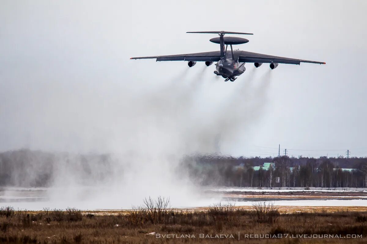 Самолет радиолокационной борьбы. А-50 Штурман наведения. А-50 самолет вид сверху. Самолет а-110 радиолокационного Дозора и наведения. Дрло а50 сбили