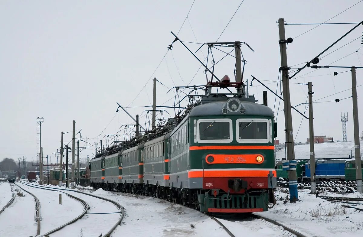 Depon tyumen. Депо войновка тюмень. Тэп70 0007. Depon tyumen. Локомотивное депо войновка тюмень.