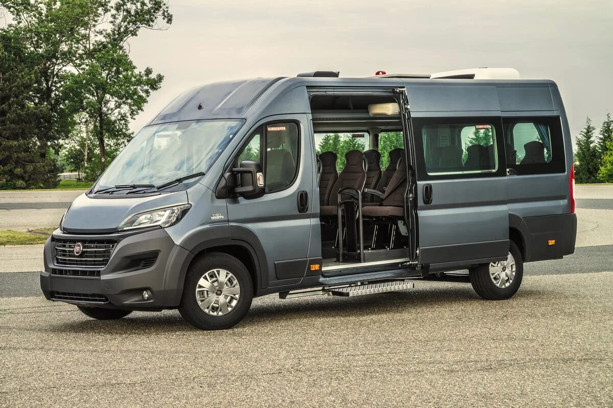 Fiat Ducato пассажирский. Фиат Дукато минибус. Фиат Дукато 2020. Fiat Ducato автобус. Пежо купил фиат