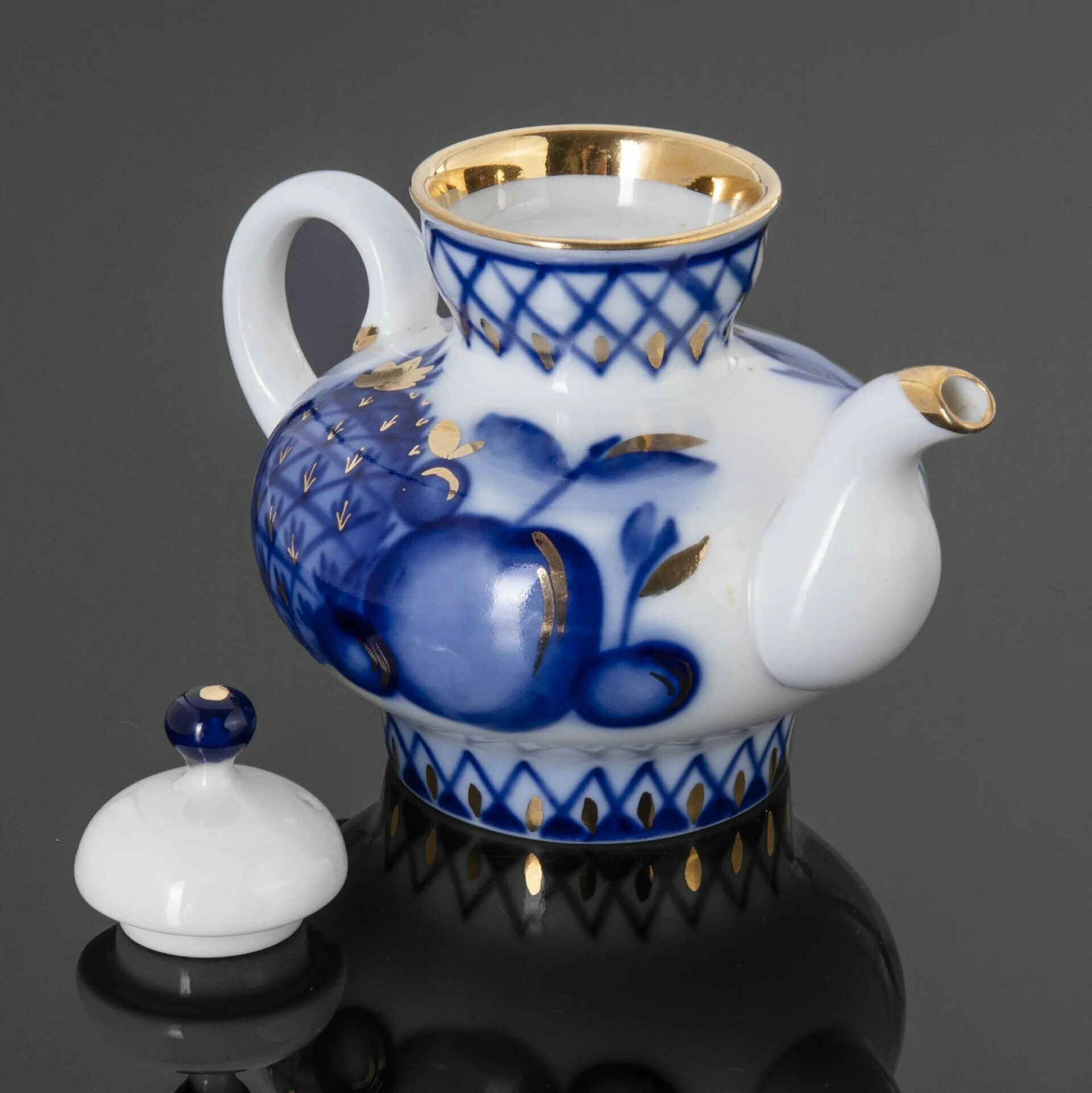 чайный сервиз кобальтовая сетка ифз. кобальтовая сетка императорский фарфоровый завод. ленинградский фарфоровый завод сайт. ифз кобальтовая сетка. ифз сервиз кобальтовая сетка.