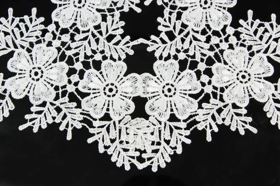 Отдельные цифры кружевные. Кружева число. Черный сеточный гипюр. Ажурное кружево. Вязание крючком и спицами самоучитель.