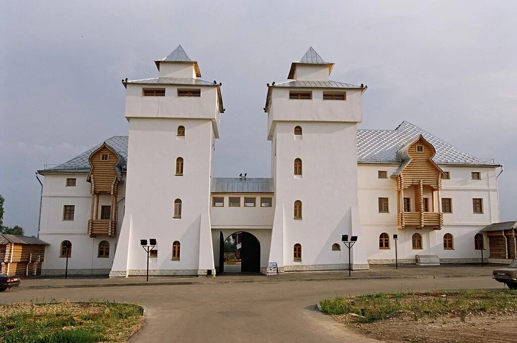 Дивеево монастырь гостиницы. Дивеевская слобода дивеево. Южный 2 дивеево гостиница. Гостиница рядом с монастырем. Гостиница дивеевская в дивеево.