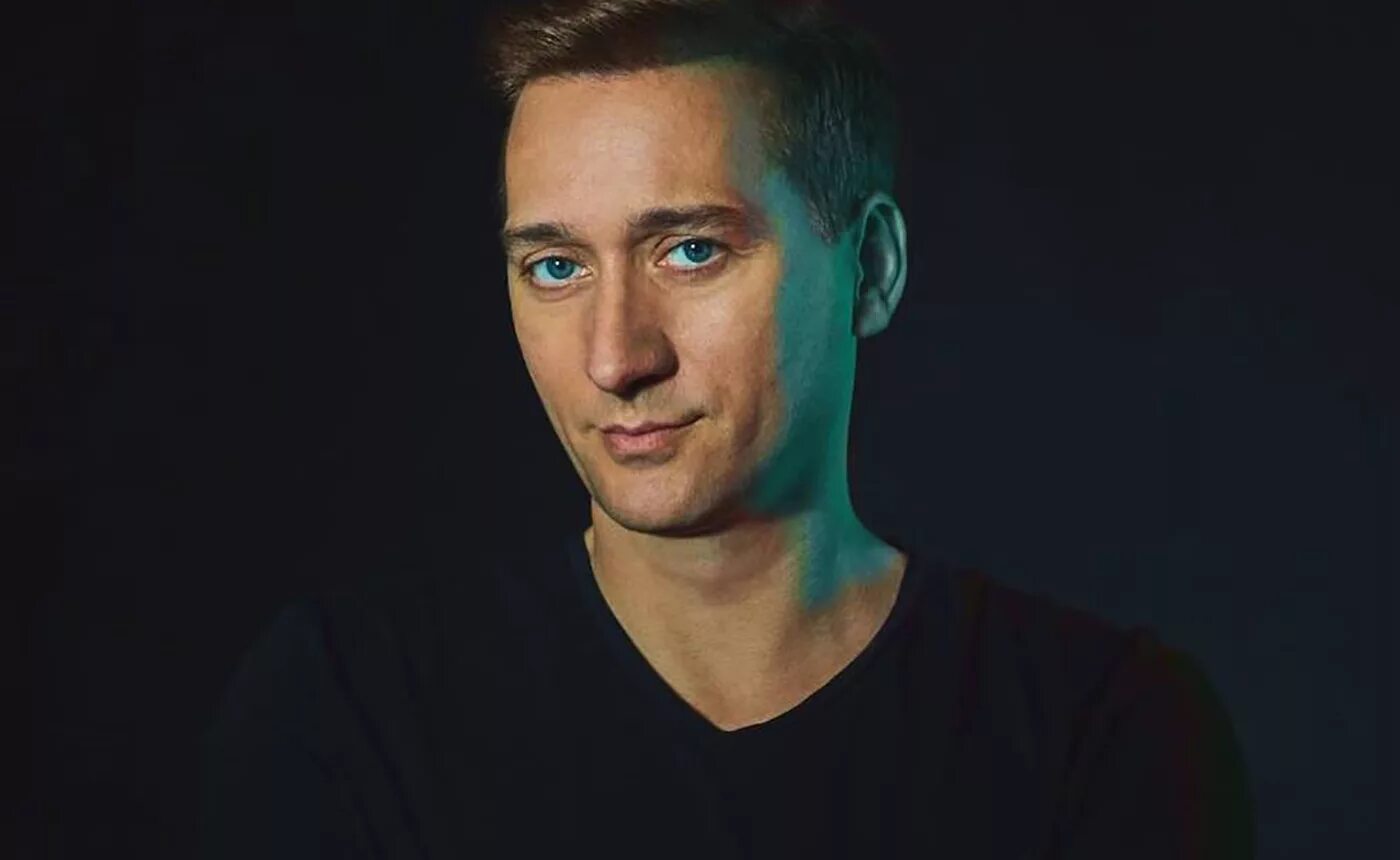 Слушать пол ван дайка. Paul van dyk 2000. Пол ван дайк сейчас. Paul van dyk 1990. Джуд лоу и пол ван дайк.