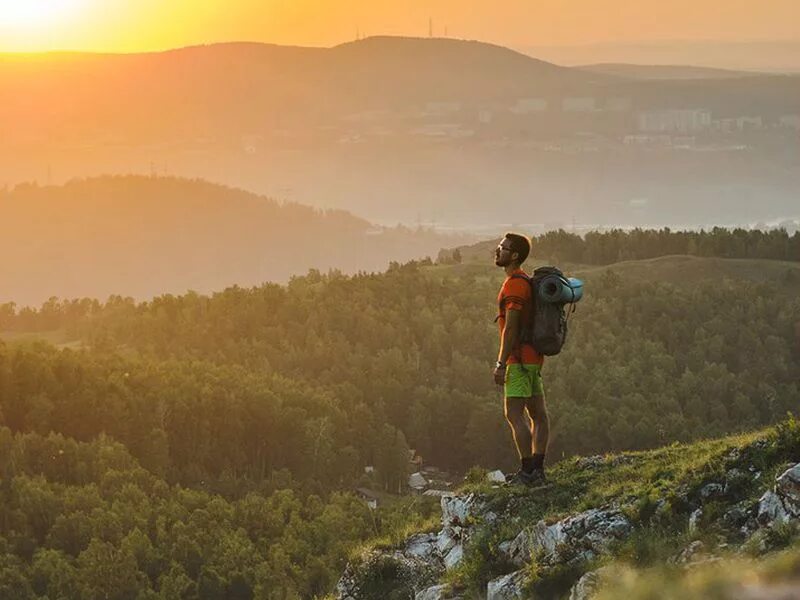 Travel along. Путешествие по отрогам Саянских гор: Торгашинский хребет. Поход Эстетика. Красноярск путешествие. Прогулка по хребту в Красноярске.