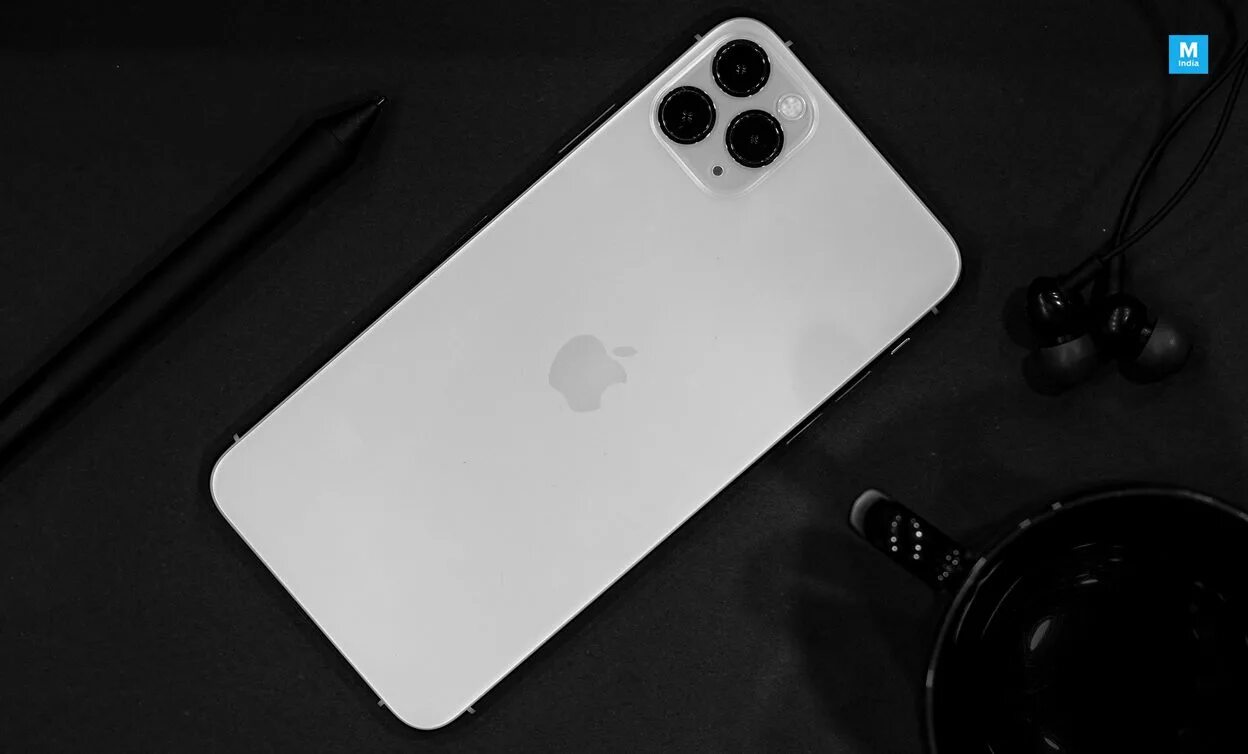 Айфон 12 про белый. Айфон 11 pro max. iphone 11 pro max белый. iphone 11 pro white. айфон 12 промакс белый.