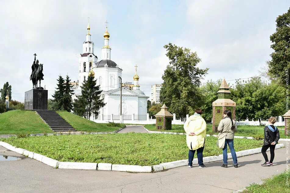 Сайт отзывов орел. Орёл город. Исторические места города орла. Орловская крепость Орел. Город Орел экскурсии.