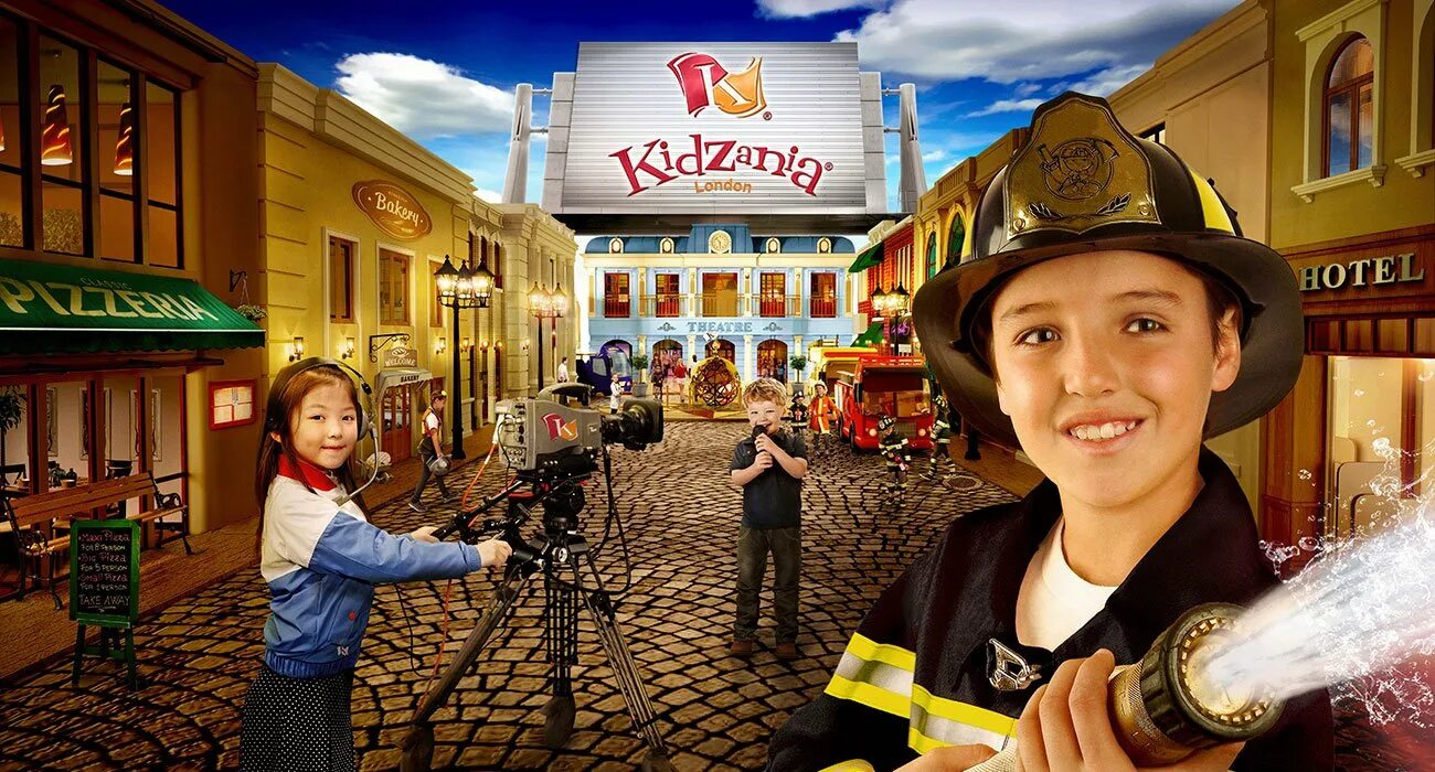 Кидзания купон. KIDZANIA Мексика. Кидзания Дубай Молл. Дубай Молл город профессий. KIDZANIA В Москве.