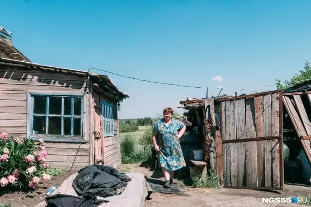 Погода село пристанское. Жители село Пристанское. Деревня Пристанское Омск. Таврический район село Пристанское. Бабушка ясновидящая в селе Харламово Тавричанского района.