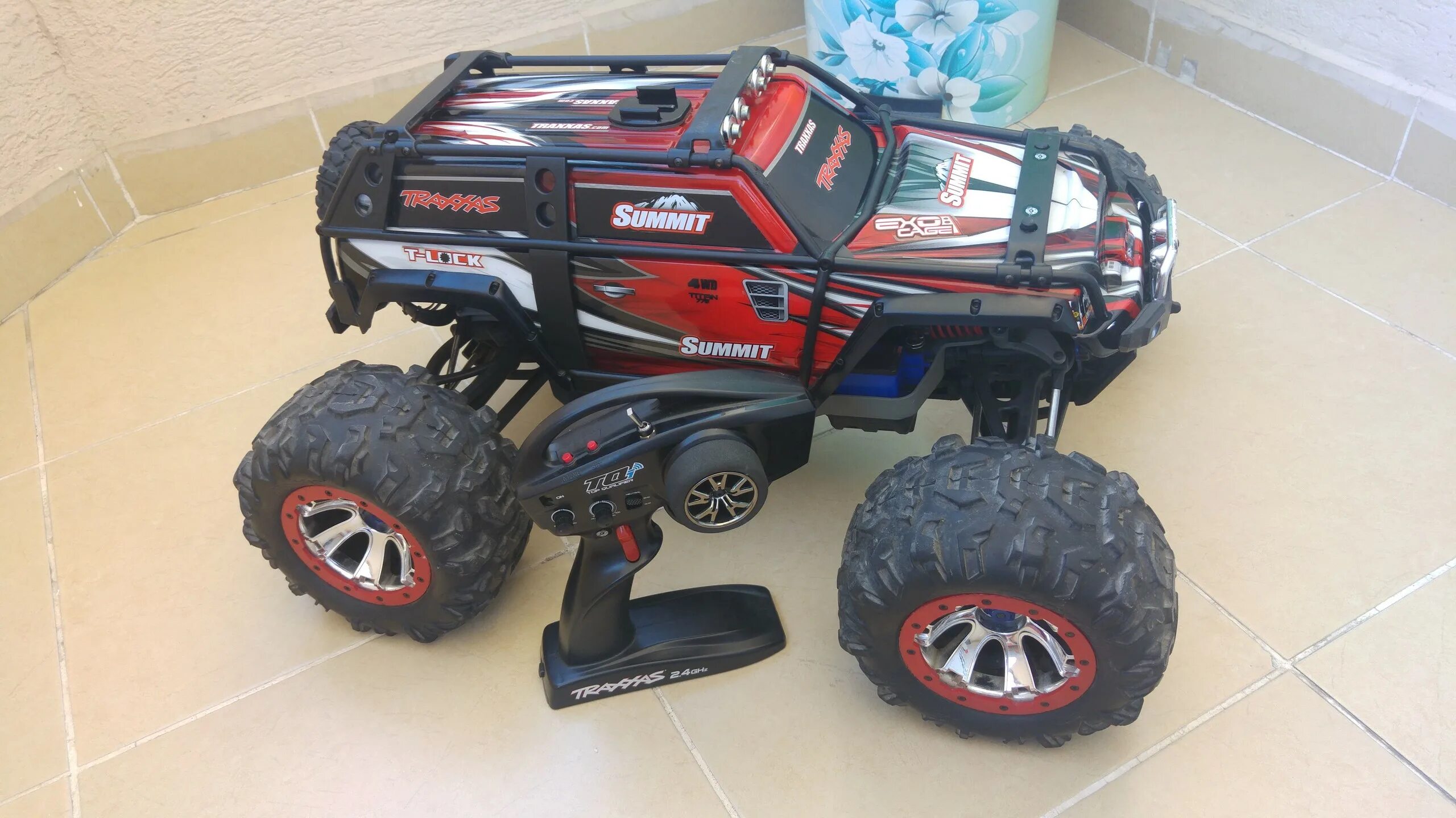 Traxxas Summit 1/10. Traxxas Summit 1/8, гряземес. Traxxas Summit 6x6. Нержавеющий крепеж Traxxas Summit 1/8. Бездорожье на машинках на пульте