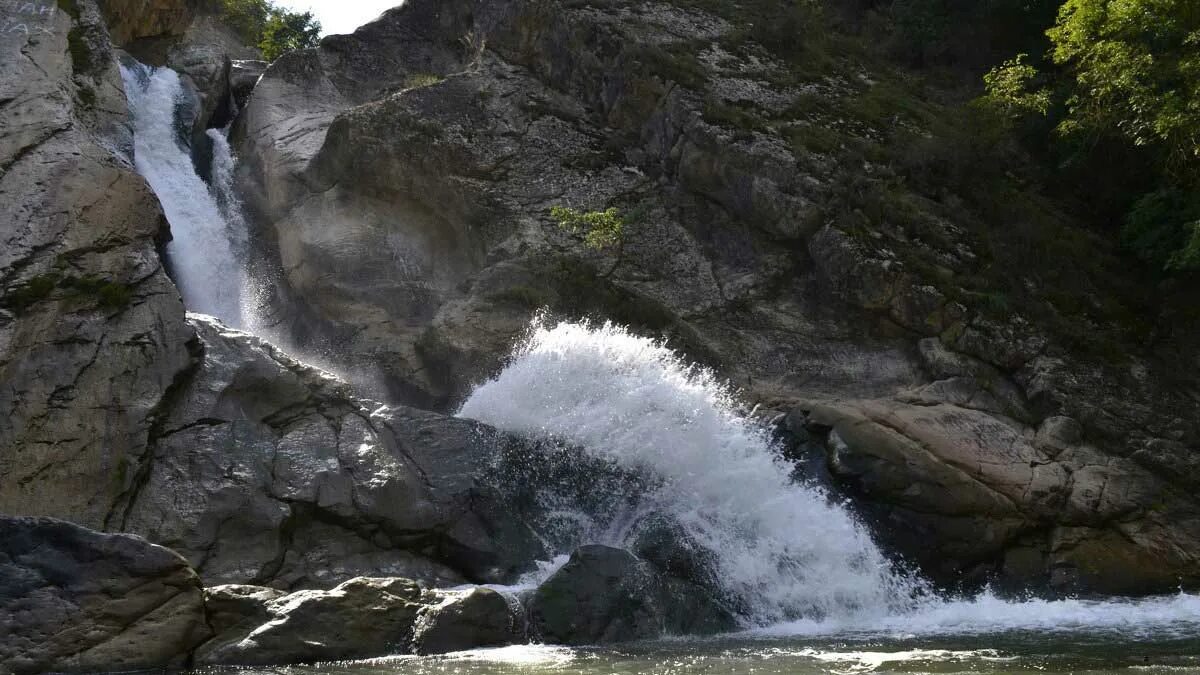 Ханагский водопад дербент. Ханагский водопад дербент. Ханагский водопад дербент. Ханагский водопад дербент. Канадский (хучнинский) водопад.