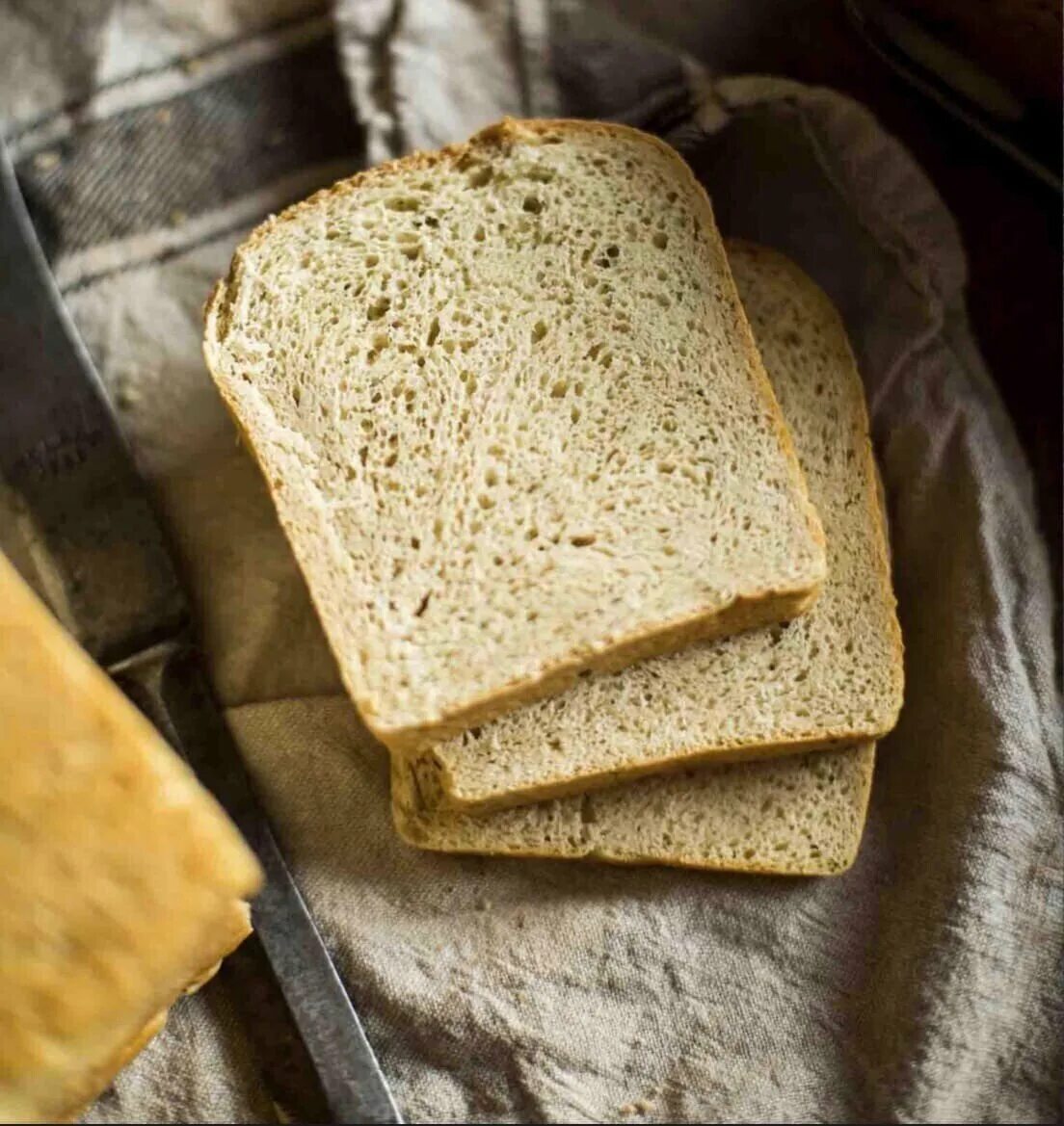 Хлеб из отрубей. Хлебцы из отрубей. Воздушный хлеб. Хлеб из овсяных отрубей. Рецепт отрубного хлеба