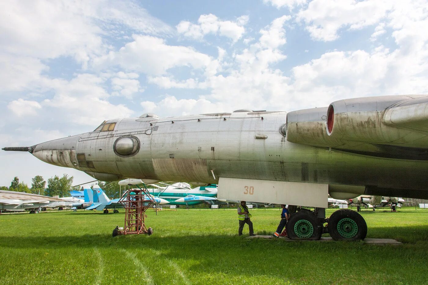 Самолет бизон мясищева. Идеи мясищева. Мясищева тольятти. Окб мясищева. Мясищева 2 жуковский.