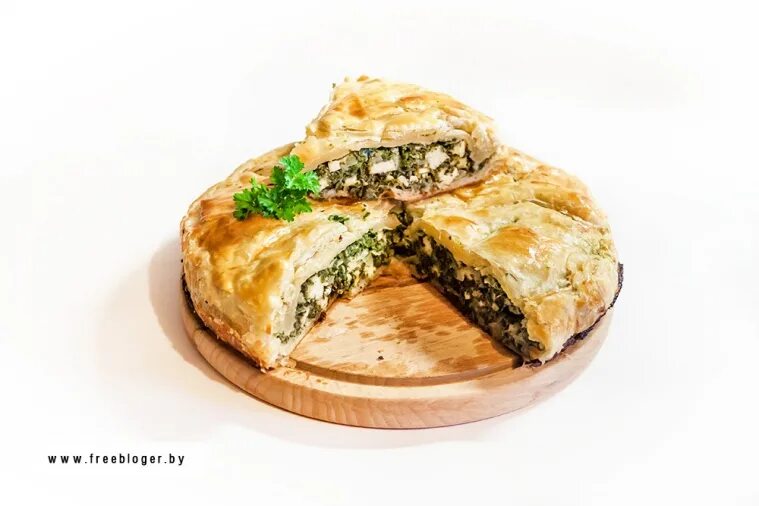 дрожжевое тесто со шпинатом. пирог со шпинатом и сыром из слоеного теста. дрожжевое тесто со шпинатом. пирог со шпинатом и сыром. дрожжевое тесто со шпинатом.