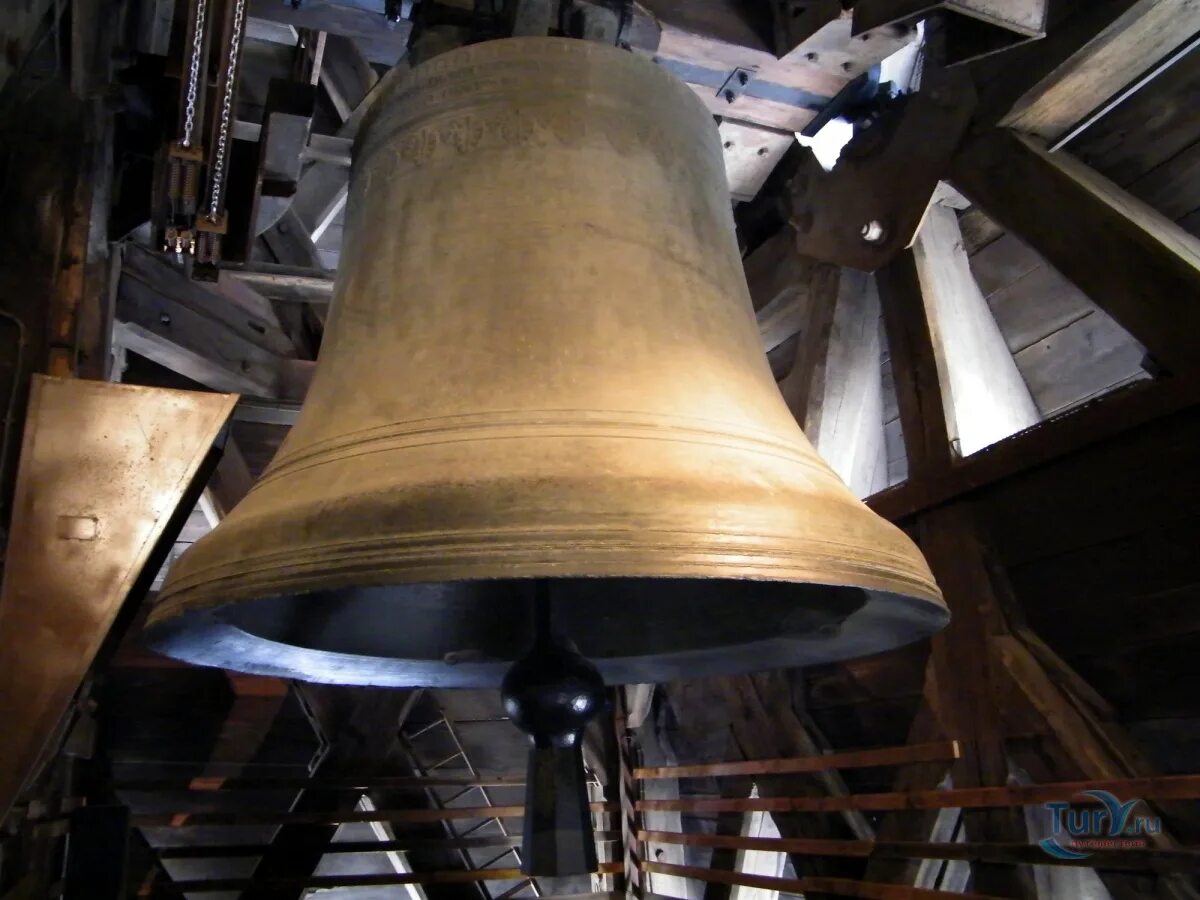 Итальянский завод колоколов Bell Foundry Daciano Colbachini. Самый большой колокол. Самый большой колокол Франции. Соборные колокола