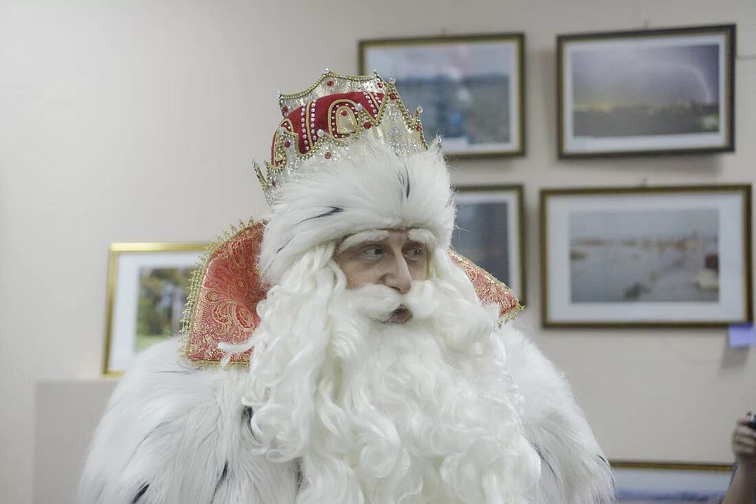 Дед мороз настоящий волшебник. Дед мороз синий. Русский дед мороз. Всероссийский дед мороз из великого устюга. Настоящий дед мороз в новосибирске.