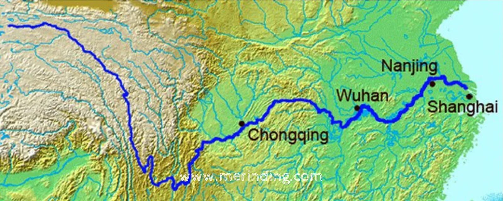 Где на контурной карте находится река янцзы. Исток и Устье реки Янцзы на карте. Исток реки Янцзы. Бассейн реки Хуанхэ и Янцзы.