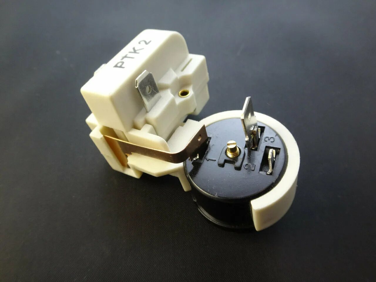 реле холодильника стинол. пусковое реле мм8-605d. реле холодильника стинол. реле холодильника стинол 256. стинол 110 реле пусковое.