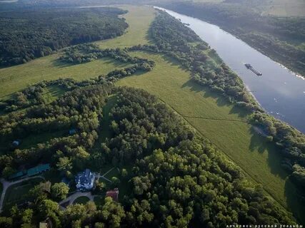Участок при усадьбе полоса при береге