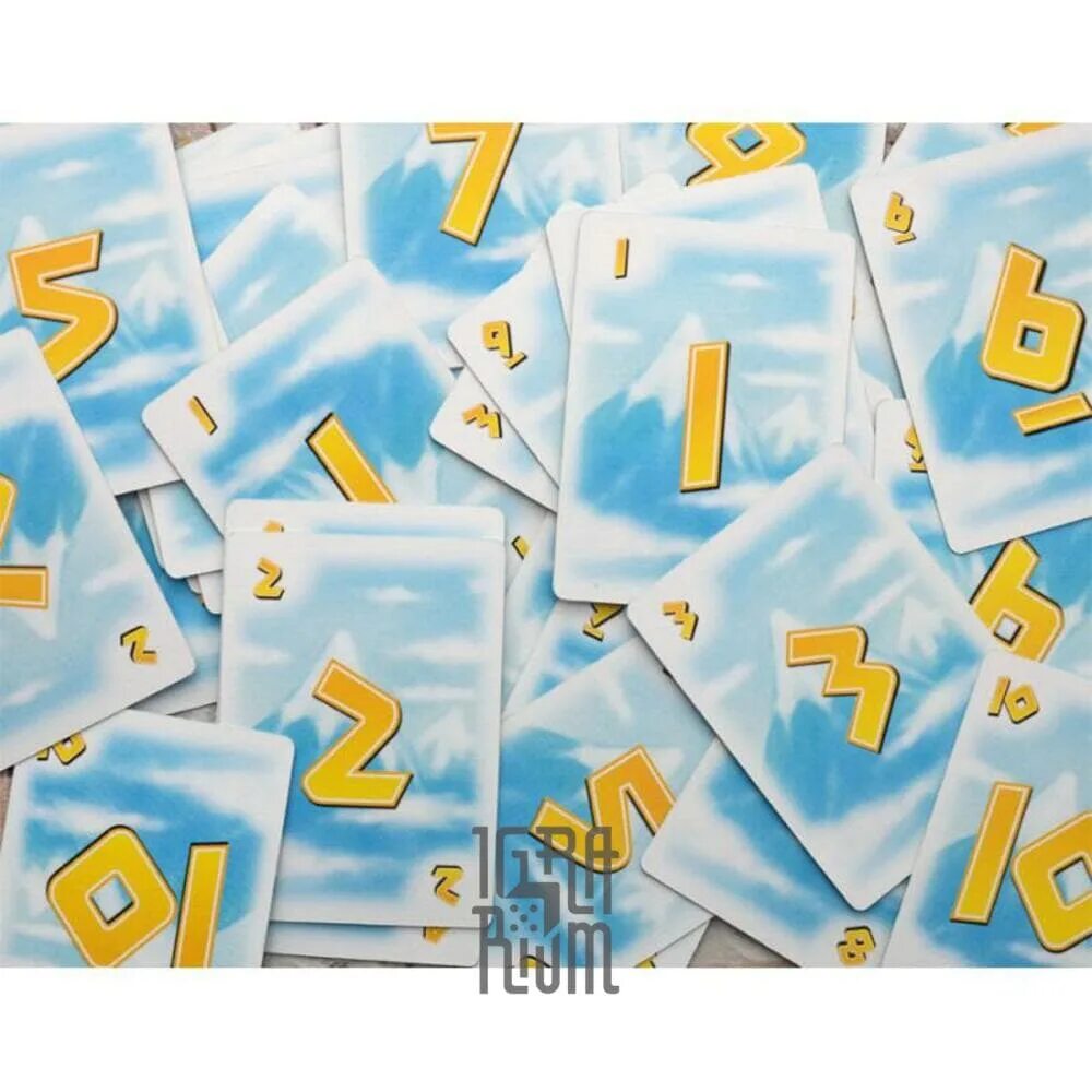 Настольная игра зевс. Зевс на каникулах. Зевс на каникулах. Зевс на каникулах картон. Карточная игра с зевсом.