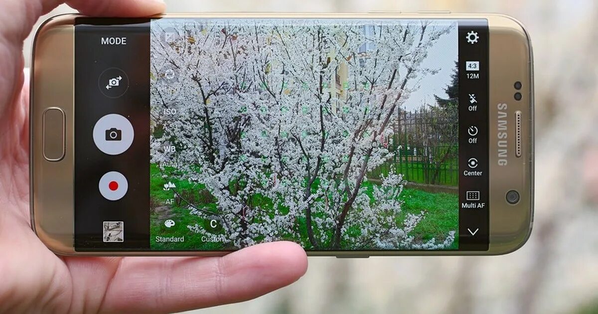 Фото с камеры телефона самсунг. Самсунг с 6 камерами. Samsung смартфон камеры. Samsung galaxy s20 ultra камера. Galaxy s7 камера.