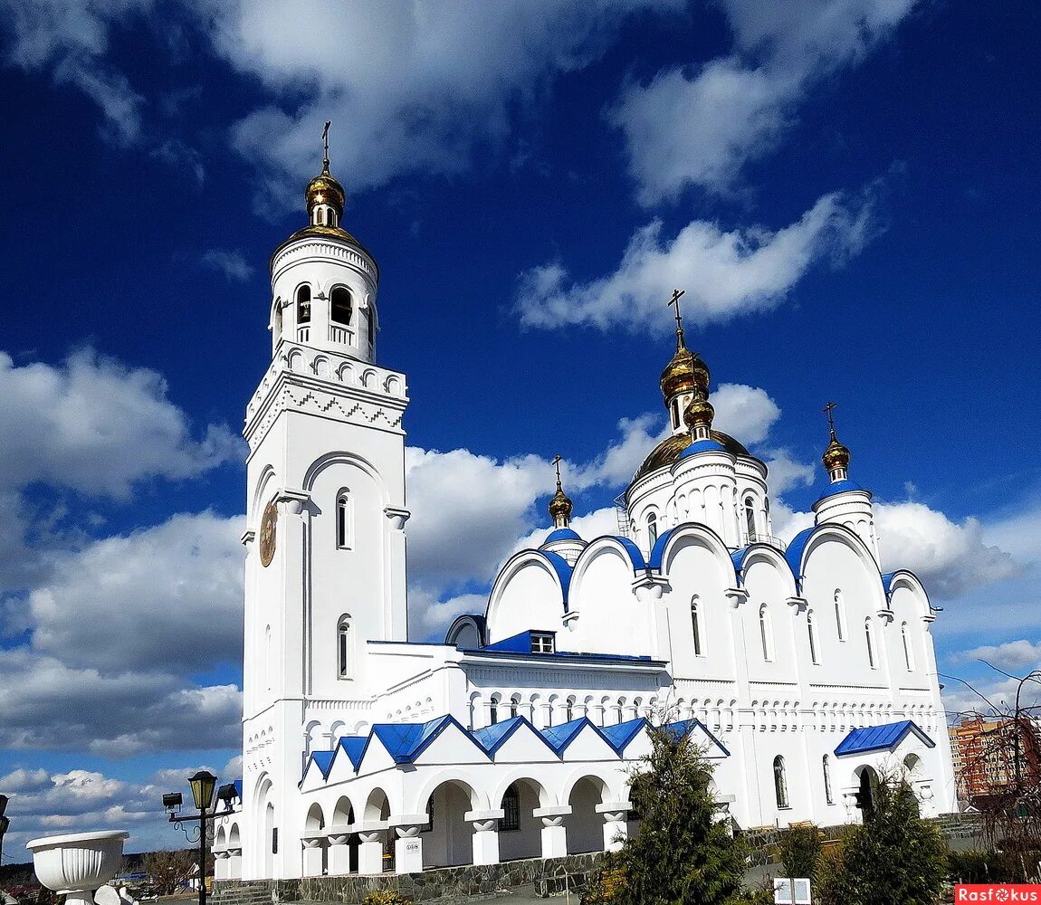Преображение чебаркуль. Чебаркульская церковь преображения господня. Храм преображения господня чебаркуль. Храм преображения господня чебаркуль 2014 г челябинская митрополия. Нижний храм преображения господня в чебаркуле.