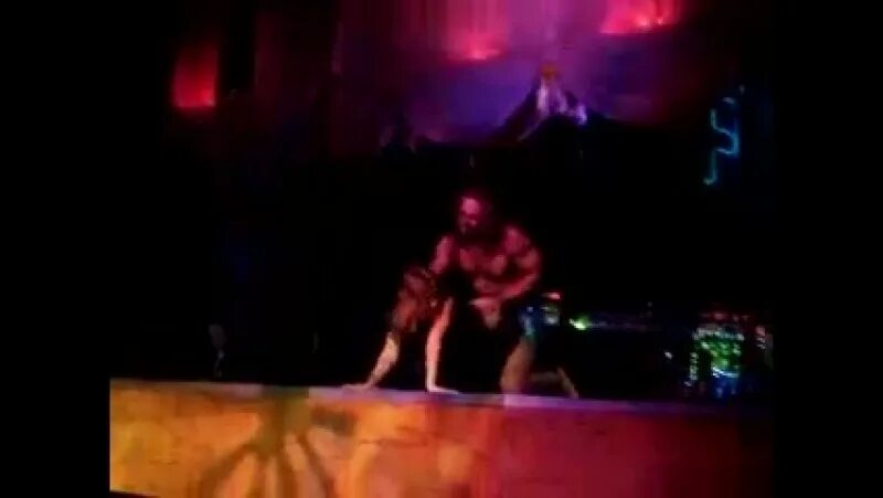 Выступление тарзана в волгодонске. Видео тарзана в ночном клубе. Era night club 01. Шоу тарзана в москве. Шоу тарзана в москве.