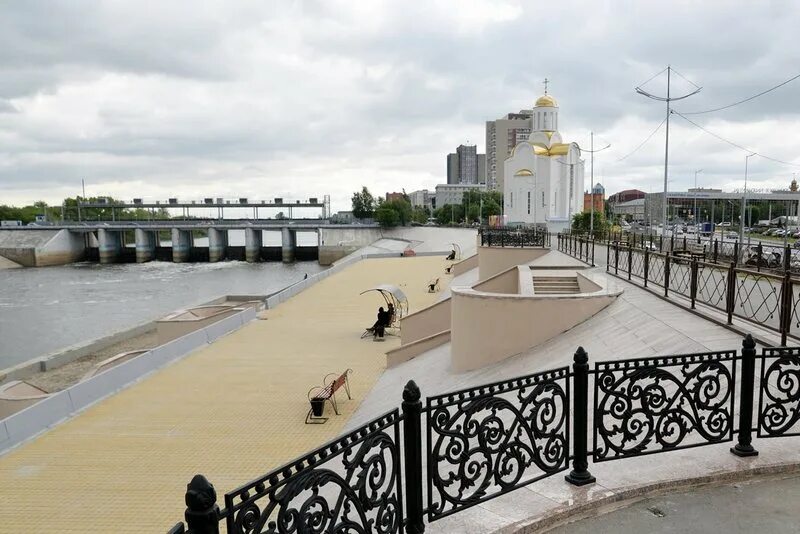 Набережная реки Тобол в Кургане. Новая набережная Курган. Набережная Курган 2022. Набережная Тобола Курганская.