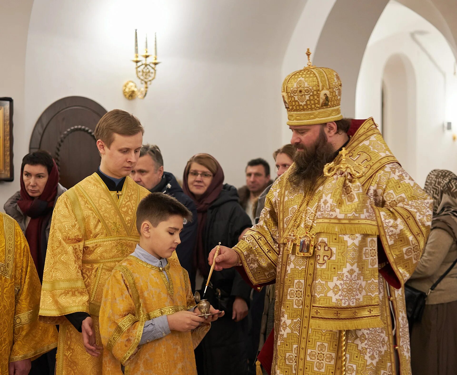 церковь князя владимира митино. расписание службы в храме константина и елены в митино на ноябрь 2022. храм князя владимира митино расписание. крестовоздвиженский храм в митино. крестовоздвиженский алтуфьево настоятель.