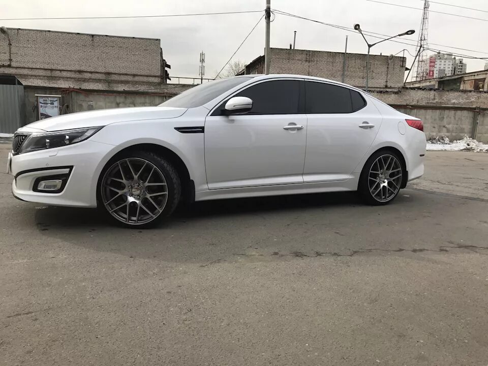 Диски оптима. Kia Optima r20 диски. 20 Колеса Киа Оптима 2. Optima 3 r20. Kia k5 диски r20.