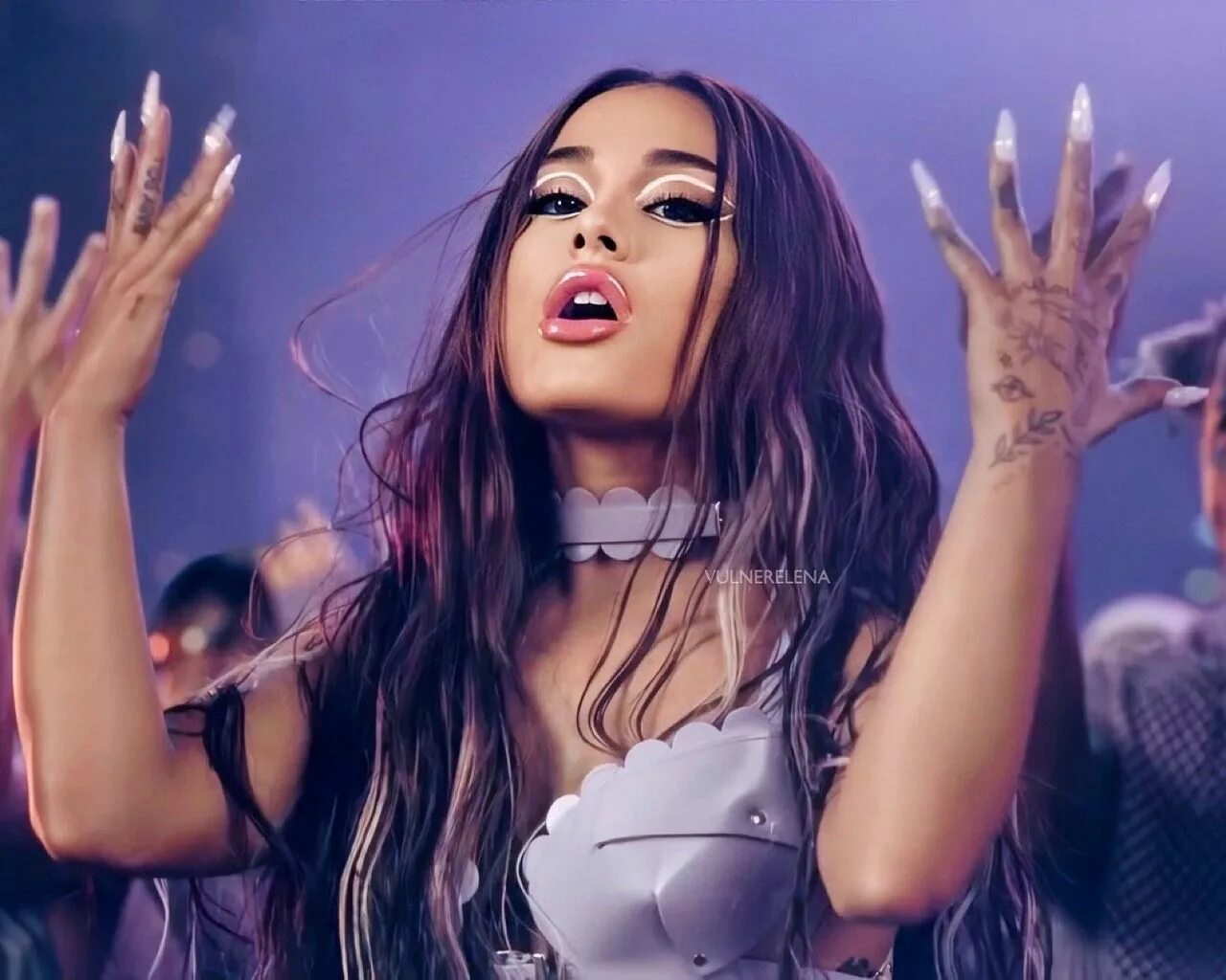 Yes and ariana grande клип. Леди гага и ариана гранде rain on me. ариана гранде и леди гага. ariana grande 2020 rain on me. ариана гранде 2020.