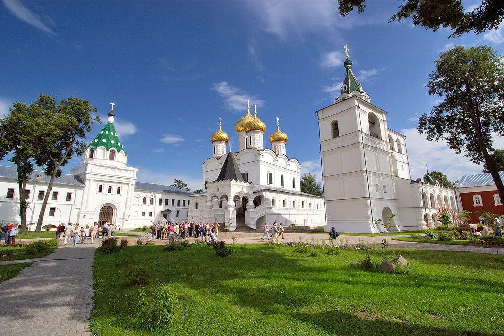 кострома город на волге. валистеп кострома. кострома ипатьевский монастырь в костроме. парикмахер кострома. город золотого кольца кострома ипатьевский монастырь.