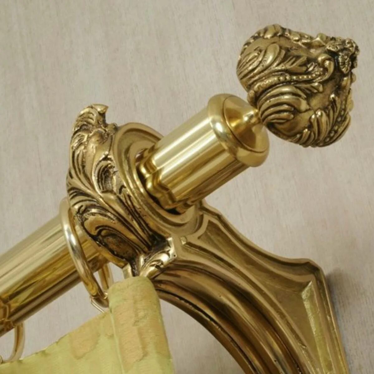 Карниз круглый 2 ряда delfa. Штанга для ванной для шторы в золоте. Карниз для штор золото. Olexdeco карниз "паласио". Карниз к0252.