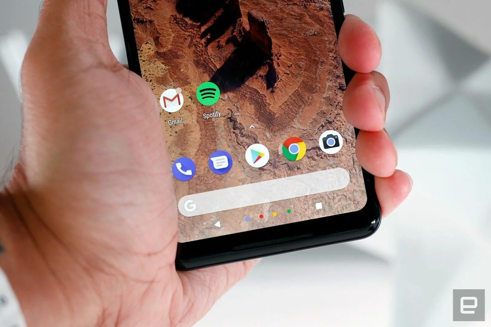 Смартфон Панда Google Pixel 2xl. Google Pixel 2 XL. Экран Google Pixel 2xl. Google Pixel 2 дисплей. Сгоревший пиксель