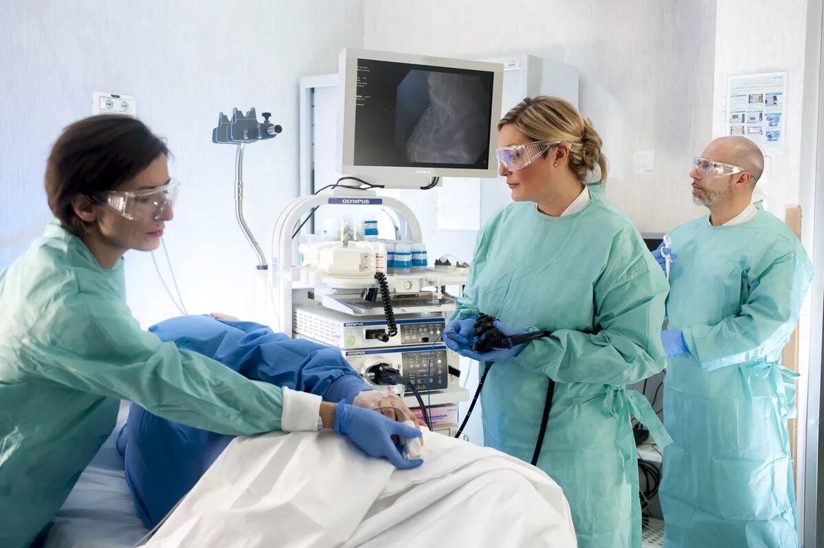 врача-эндоскописта. эндоскопия записаться. эндоскопическое исследование легких. трансназальная гастроскопия. эндоскоп фгдс колоноскоп.