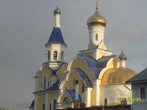 Фото свято-пантелеимоновский женский монастырь, г. Краснотурьинск. Краснотурьинск женский монастырь. Церковь владимира равноапостольного краснотурьинск. Краснотурьинск женский монастырь.