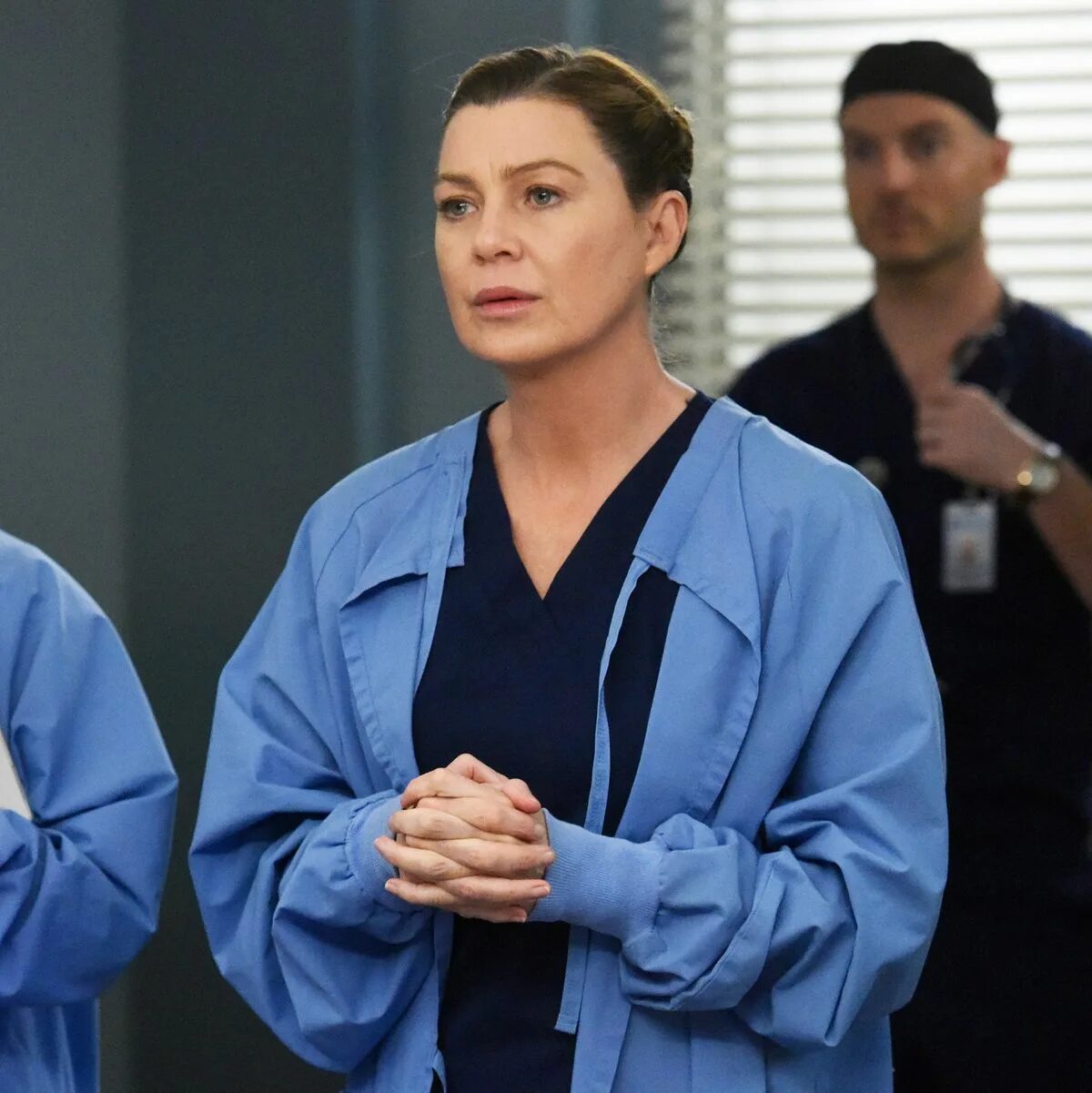 Greys anatomy watch. Анатомия страсти эмили ковач. grey&#039;s anatomy season 18. изи анатомия страсти 18 сезон. энтони старр анатомия страсти 18.