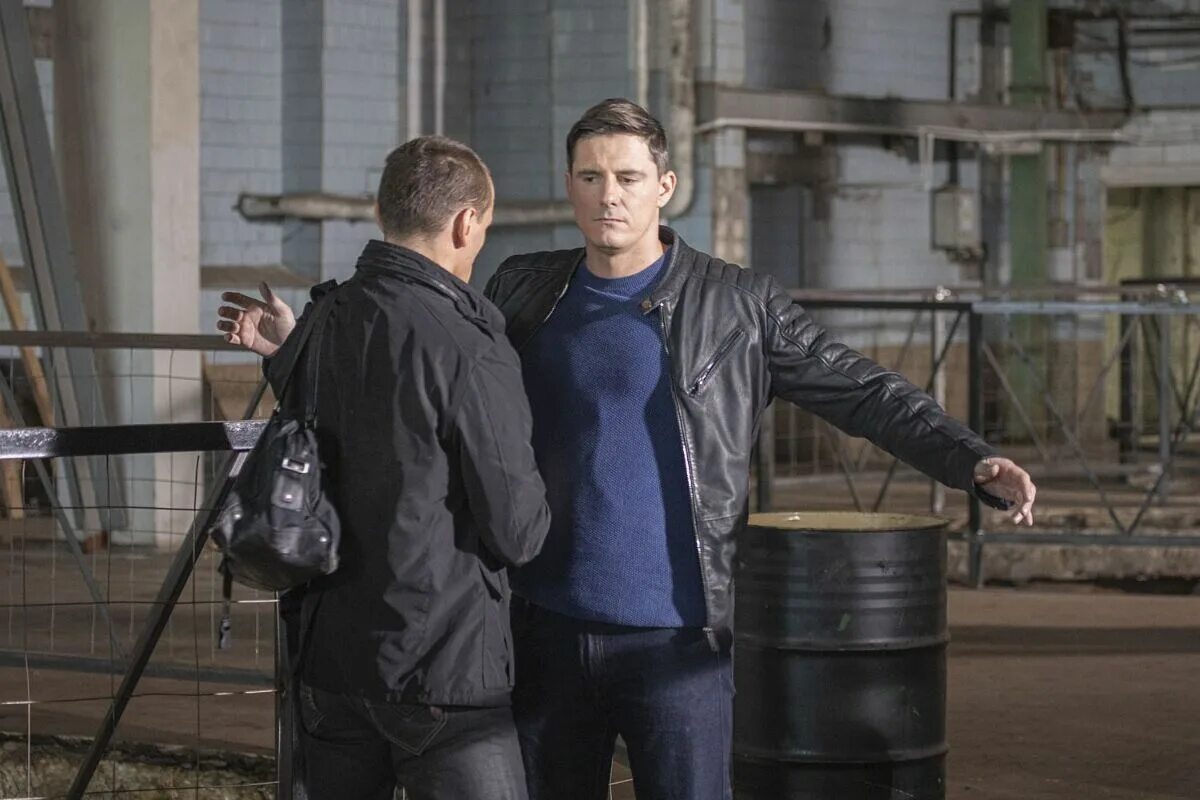 Бывший продолжение спеца. Собр сериал кадры. Элизиум кадры из фильма. Спец сериал. Бывший продолжение спеца.