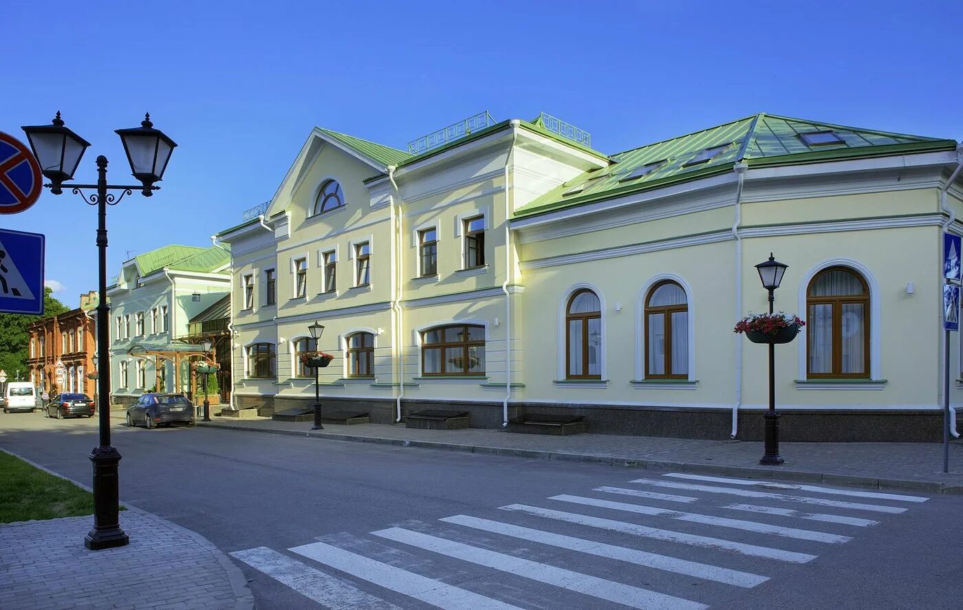 Двор Подзноева Псков. Отель двор Подзноева Псков. Двор Подзноева Псков главный корпус. Двор Подзноева гостиница Псков.