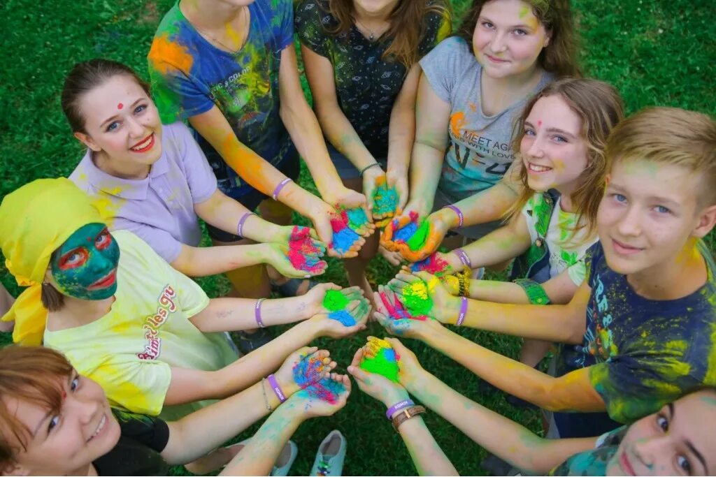 Загородный лагерь. Junior camp лагерь подмосковье коломна. Занятия для детей в лагере. Развивать детей в лагере. Лагерь гудвин чехов.