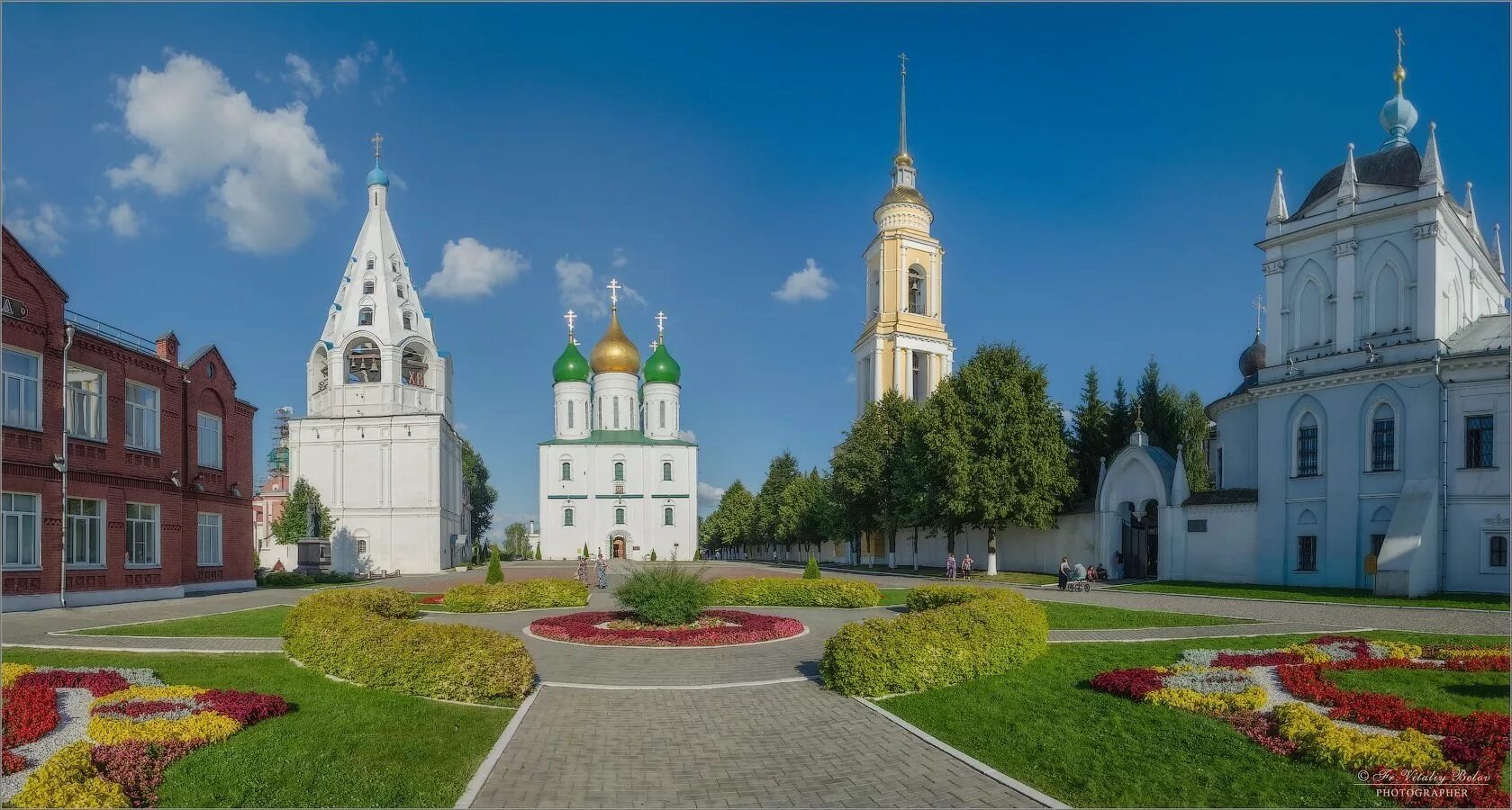 Погулять коломне. Соборная площадь Коломна. Соборная площадь Коломенского Кремля. Коломенский Кремль Коломна. Площадь Кремля Коломна.